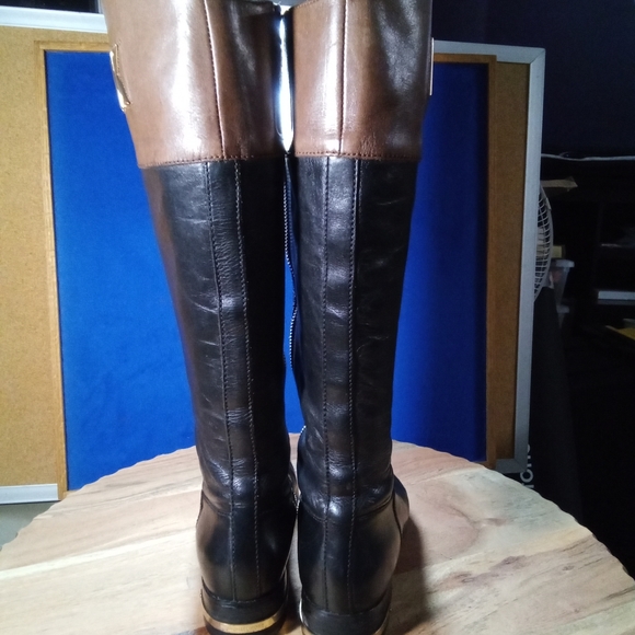 Michael Kors Black & Brown Leather Riding Boots w/ Gold Tone Hardware Sz. 7.5-US - Picture 5 of 16